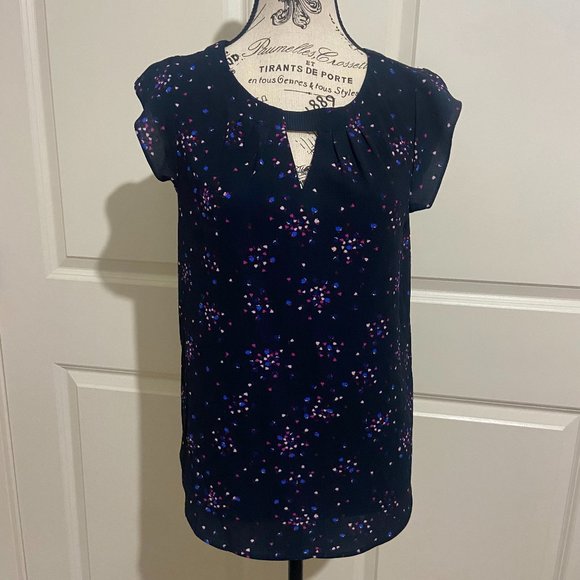 joe fresh navy blue blouse with cutouts - Picture 1 of 5